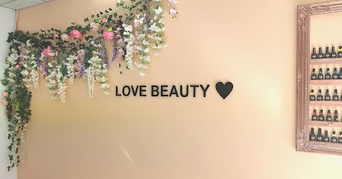 Love Beauty