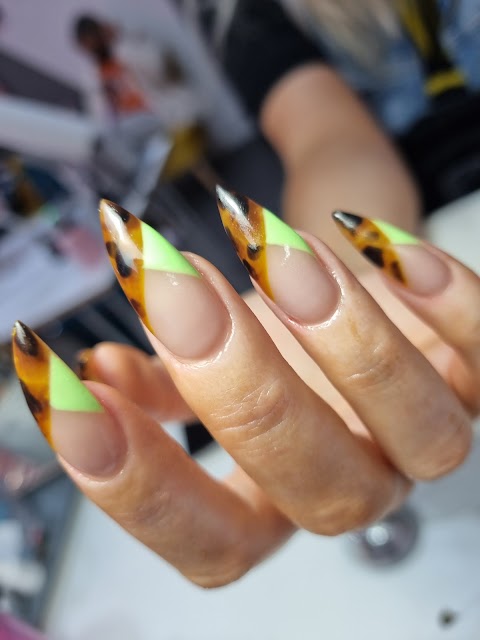 Cute but Deadly nail co