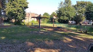 Cedar Lodge Playarea