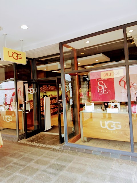 UGG Cheshire Oaks