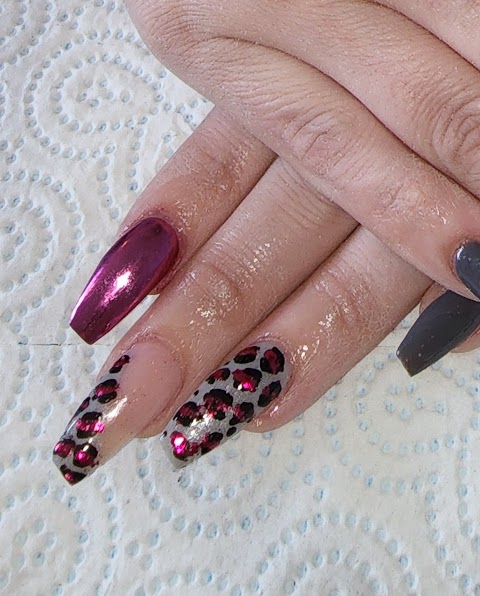 Vintage Nails Carrickfergus