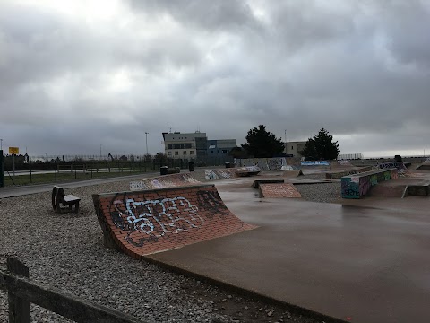 Cardiff Bay Barrage Skate Plaza