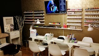 Colour Me Lush Nail Spa Gravesend