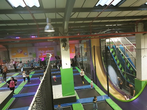 Jump In Trampoline Parks: Elstree