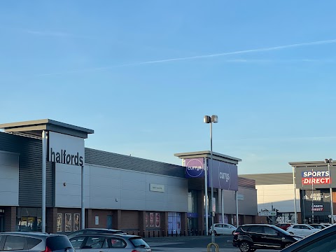 Halfords - Bromborough