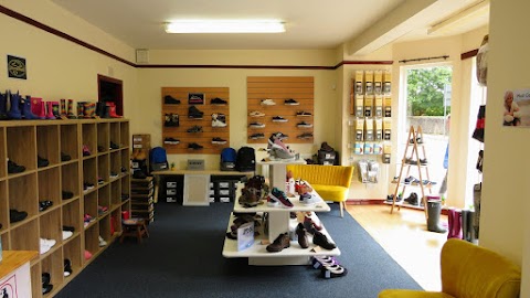 Wee Shoe Shop . Banchory