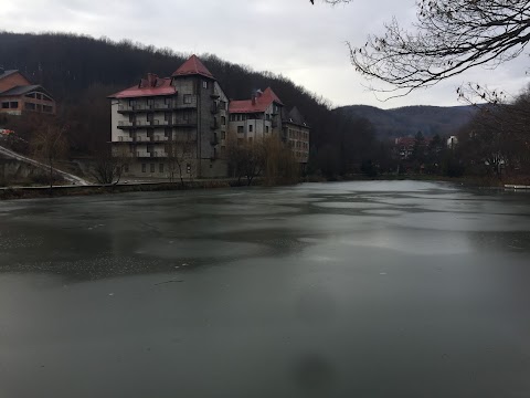 Готельний комплекс КУПЕЛЬ