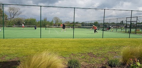 Hoole Lawn Tennis Club