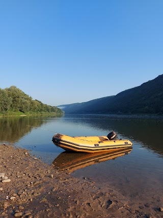 На березі Дністра