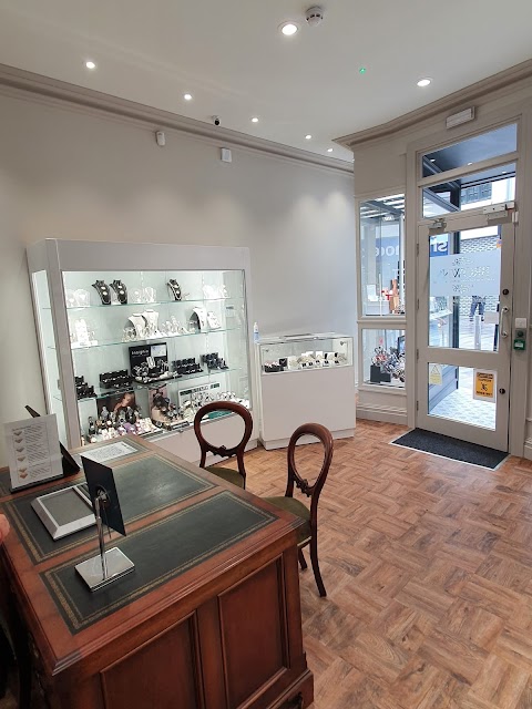 Browns Family Jewellers - Leeds