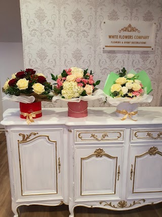 White flowers company