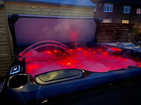 Advanced Hot Tubs and Swim Spas LTD