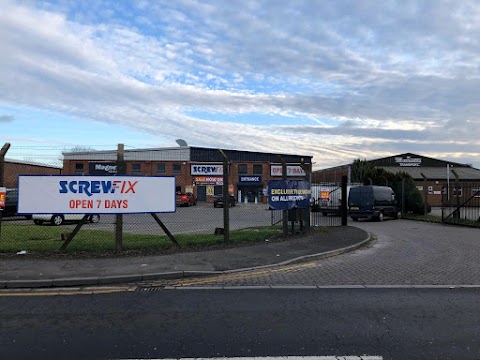 Screwfix Newark