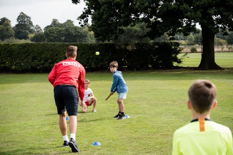 Kings Camps - Reading