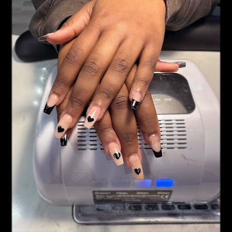 Pantone Nails Haunch Lane|Nail salon Kings Heath|Nail salon Birmingham