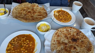 Khan’s Desi Nashta