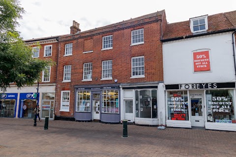 Pearl Chemist Group - Epsom