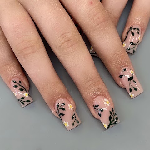 Luxury Nails