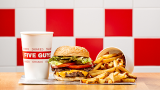 Five Guys Birmingham Resort World