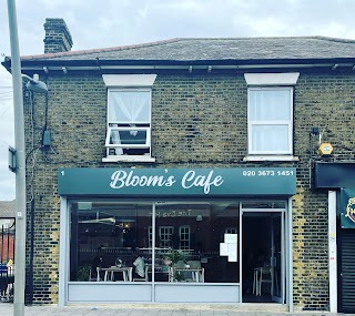 Bloom's Cafe