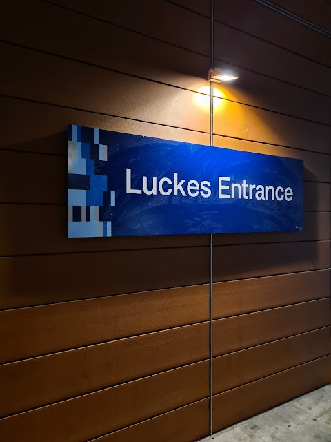Royal London Hospital: Luckes Entrance