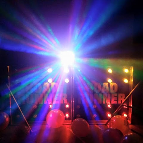 Aberdeenshire Mobile Disco , Karaoke & DJ Hire Service