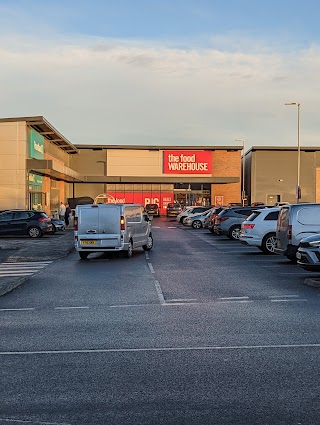 The Food Warehouse by Iceland