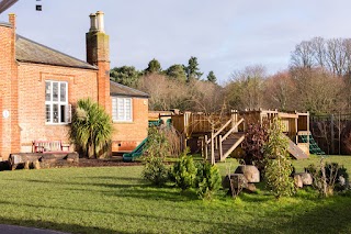 Nonsuch Park Nursery School - Nursery Lodge