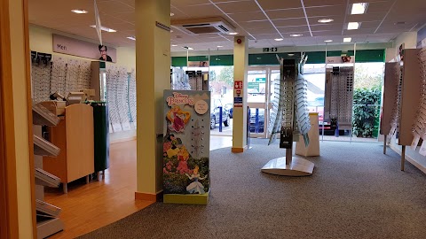 Specsavers Opticians and Audiologists - Lower Earley