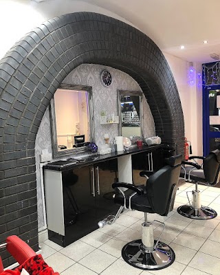 Sukhis Beauty Salon Ltd