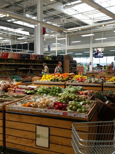 Tesco Superstore