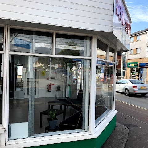 Red Sun Barber Shop