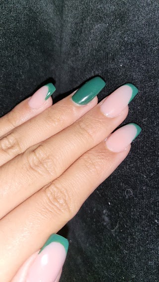 Nailux