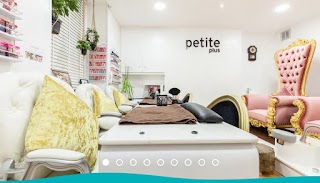 Petite Nail Bar