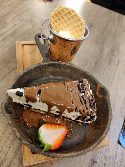 Krave Dessert Café