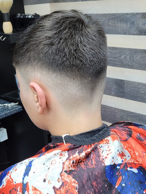 Milano Barbers Reddish