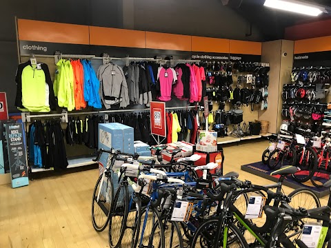 Halfords - Redditch