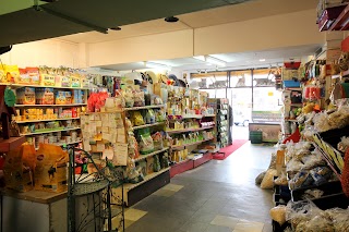 Farley's Pet Food & Garden Supplies