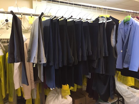 AQ Riva Dry Cleaners