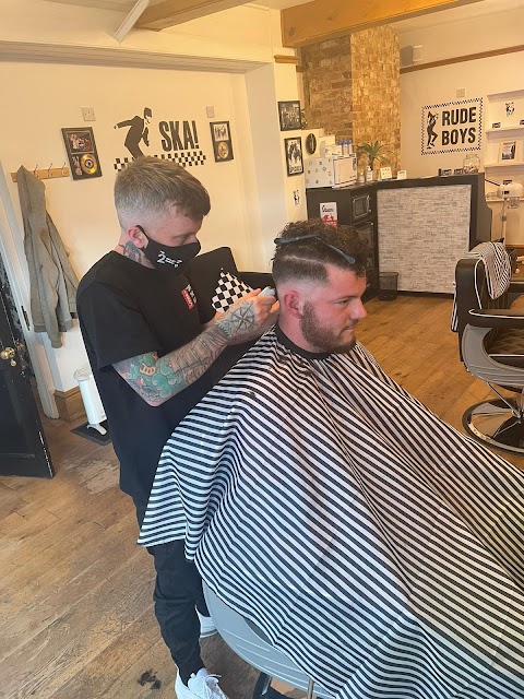 The 2 Tone Barbers & Unisex Salon