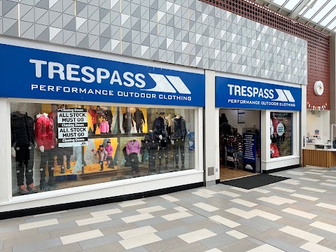 Trespass Camberley