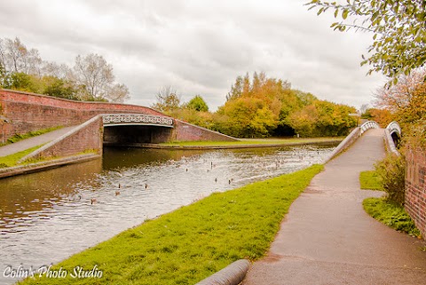 Warrens Hall Local Nature Reserve