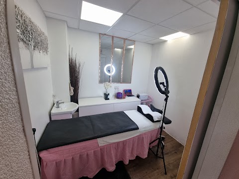 JCandy Beauty Services & Aesthetics - Erdington