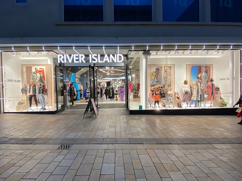 River Island