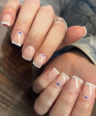 B Nails