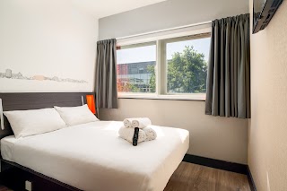 easyHotel Milton Keynes Central