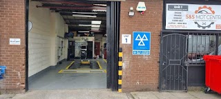 S & S Mot Centre