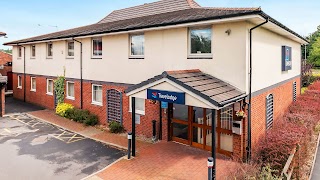 Travelodge Oldham Chadderton