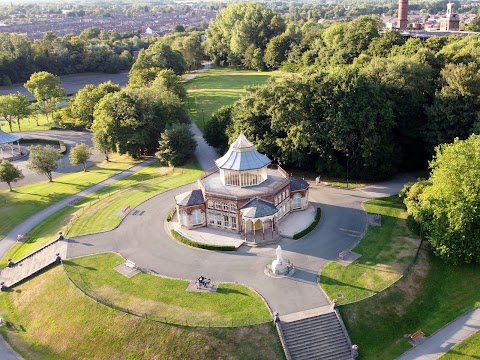 Mesnes Park, Wigan