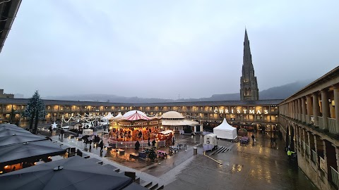 The Piece Hall